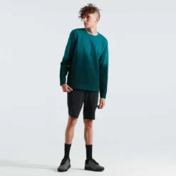 Specialized Camiseta Manga Larga Legacy Spray Crewneck -Tienda barata Castelli || Scott || ALE specialized camiseta manga larga legacy spray crewneck 4